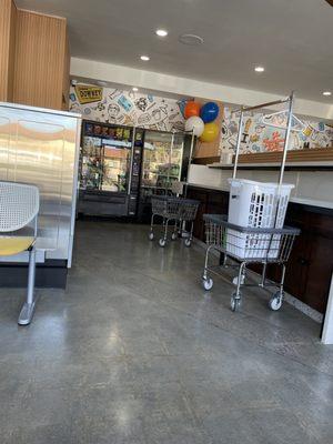 Laundry mat the best in Downey for me!!!