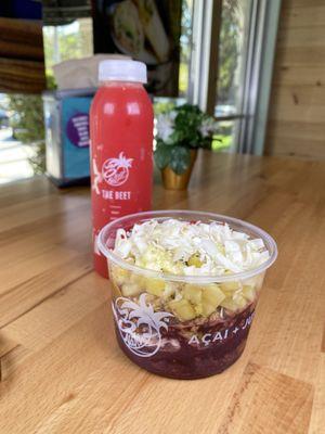 Açaí Bowl & The Beet Cold Pressed Drink