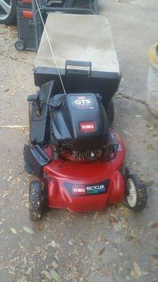 We repair lawn mowers  Power washers, tillers, ridings mowers, , genrators, edgers etc. and they  are usually  repaired in one hour 51265972