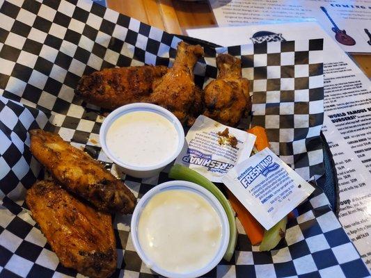 Grilled Wings With House Dry Rub