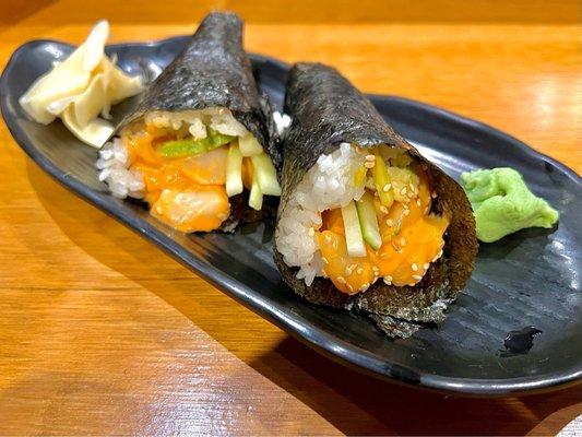 Spicy Scallop Hand Roll. Funny, but compared to the scallops on the Volcano Roll, these scallops were buttery tender.