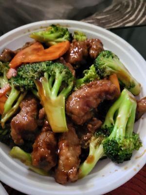 Beef n broccoli entree