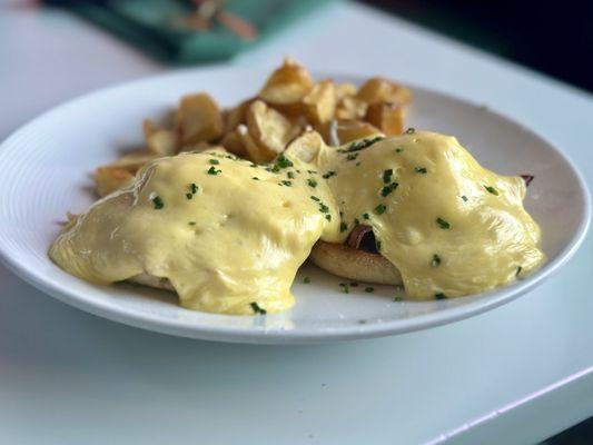 Eggs Benedict