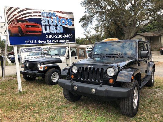 2007 Jeep Wrangler. 4 doors. 
LOW MILES - Price: $12,500
only 105,300 miles