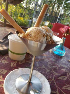 Spiced ice cream