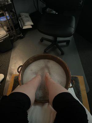 Foot soak- essential oils!!