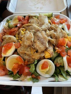 Custom salad with white fish