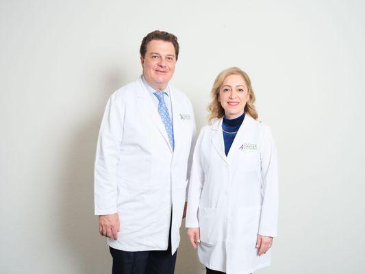 Dr. Bagdasarian & Ayarpi Nikolopoulos, PA-C