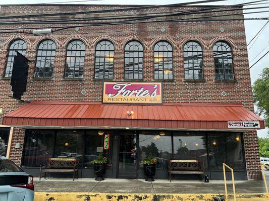 Forte's restaurant on the square downtown crossville