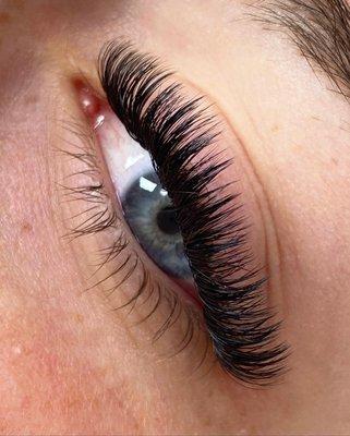 Full Volume lashes