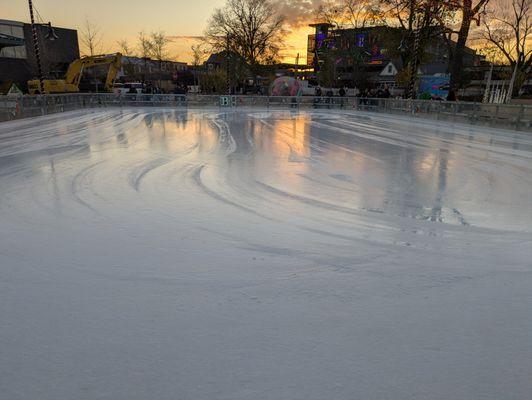 The Rink at Lawrence Plaza, Bentonville