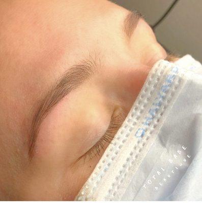 Light brown Brow tinting