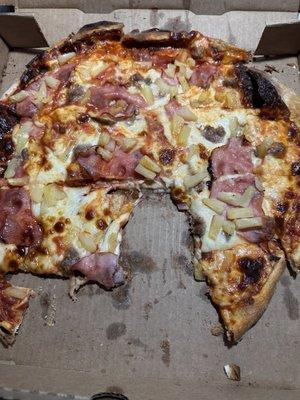 Pineapple, ham, sauce, and mushrooms