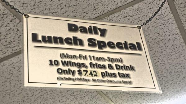 Lunch specials ( worth taking advantage of because their wings are very good)