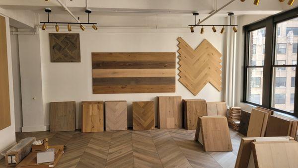 Wood flooring showroom and store to choose and buy wood flooring herringbone, chevron and wide plank