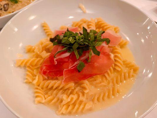 Fusilli with prosciutto - this one is from the wheel cheese - extremely delicious