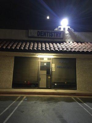 DENTIST, that's the sign you will see to find this place