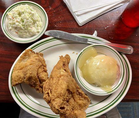 Fried chicken, mashed potatoes and slaw