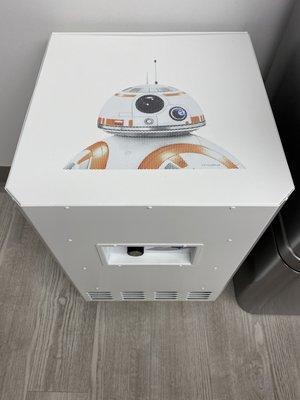 BB-8 helps keep our air fresh and clean with enclosed germicidal UV-C and HyperHEPA filtration.