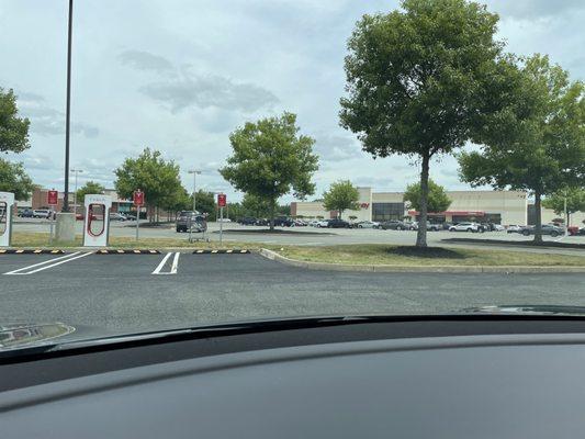 Tesla Supercharger - Richmond