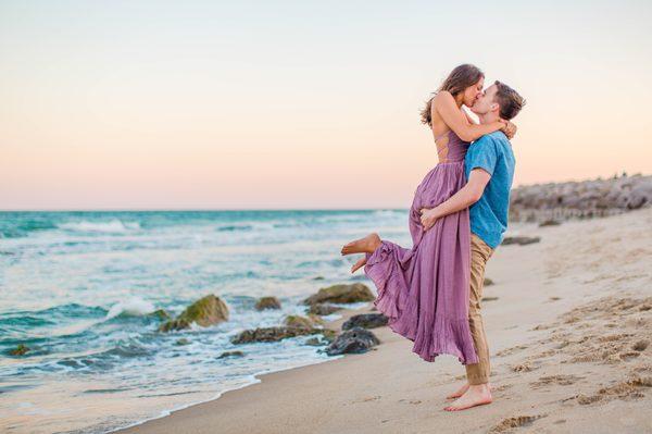 Engagement Photographer in Honolulu Oahu