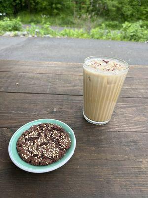 Sesame chocolate GF/Vegan cookie  Iced Rose Latte