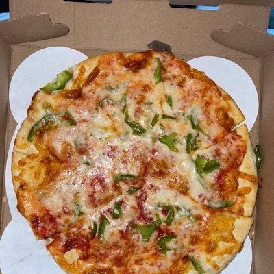 Thin crust with green peppers