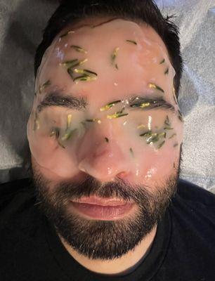 Hydrojelly mask add- on to a facial.