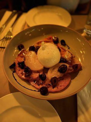 Burrata with fresh tomatoes and olives