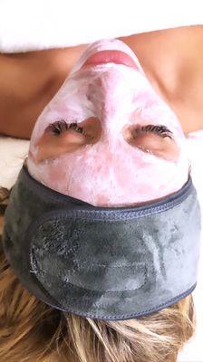 Anti-acne facial