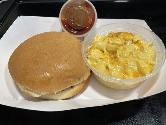 Chopped Brisket Sandwich & Mac and Cheese