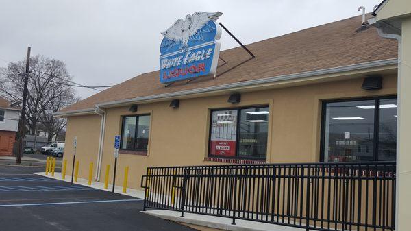 White Eagle Liquor NOW OPEN !!