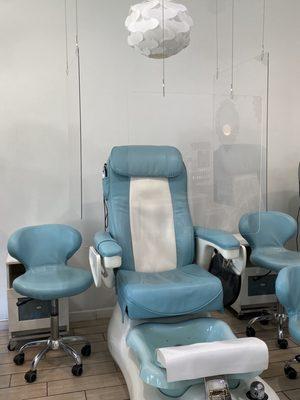 Spa chairs with shields