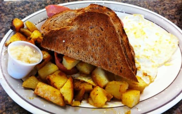 Chicopee breakfast w/ Blue Seal kielbasa