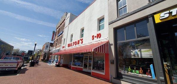 Walton's 5-10 storefront is the museum entrance