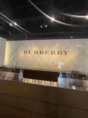 Burberry Outlet