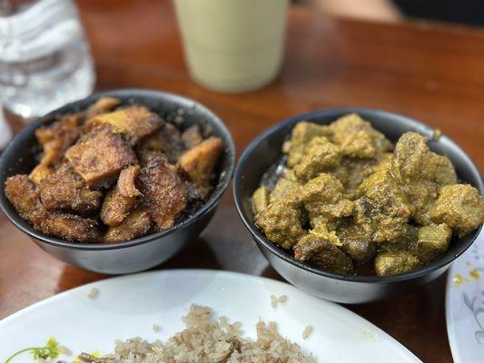 Beef liver and beef stomach