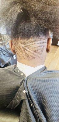 Women undercut by leron