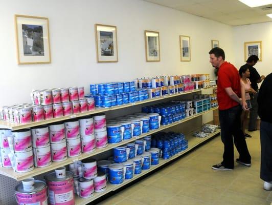 Large in stock selection of stone epoxies & colorants for seams, joints & fills