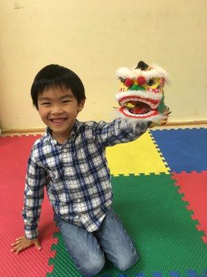 Lion dance in music class