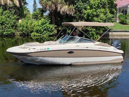 This 22' Hurricane is new to our fleet and in excellent condition and ready for your Cape Coral vacation.