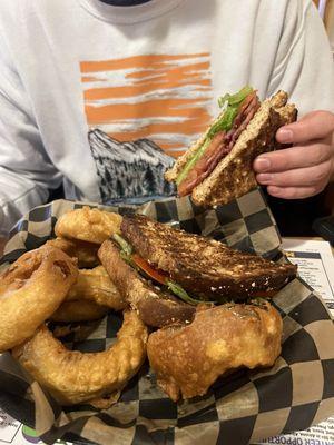 BLT on wheat w/ onion rings