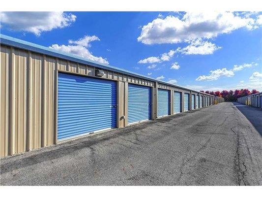 Interior Units - Storage Express at 5621 Chatterton Rd, Columbus, OH 43232