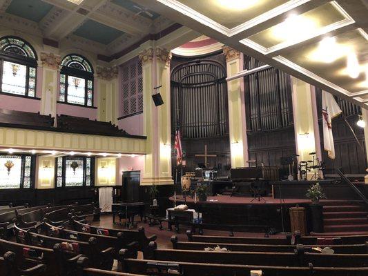 Grand Ave Temple-United Methodist