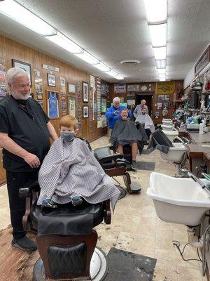 Busy Bee Barber Shop