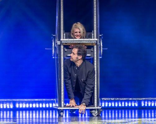 Escape Reality With A Las Vegas Magic Show Starring Garry & Janine Carson!