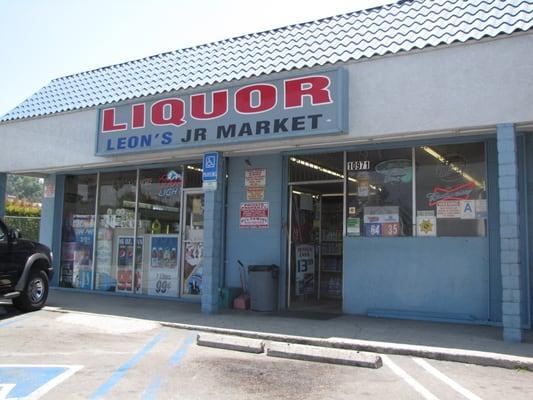 Leon's Liquor