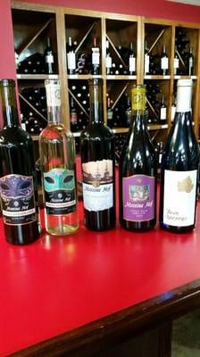 Just a few of some awesome wines from our great Texas selection!