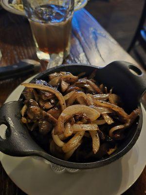 Mushrooms with onions