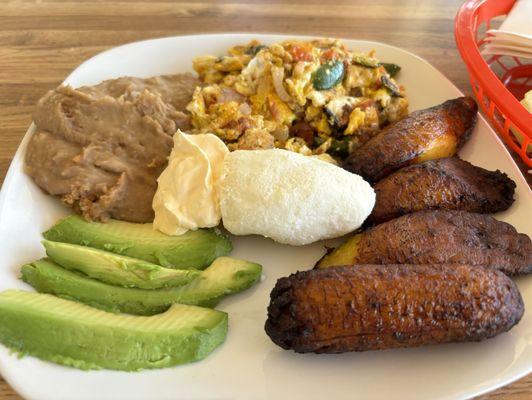 Salvadoran breakfast